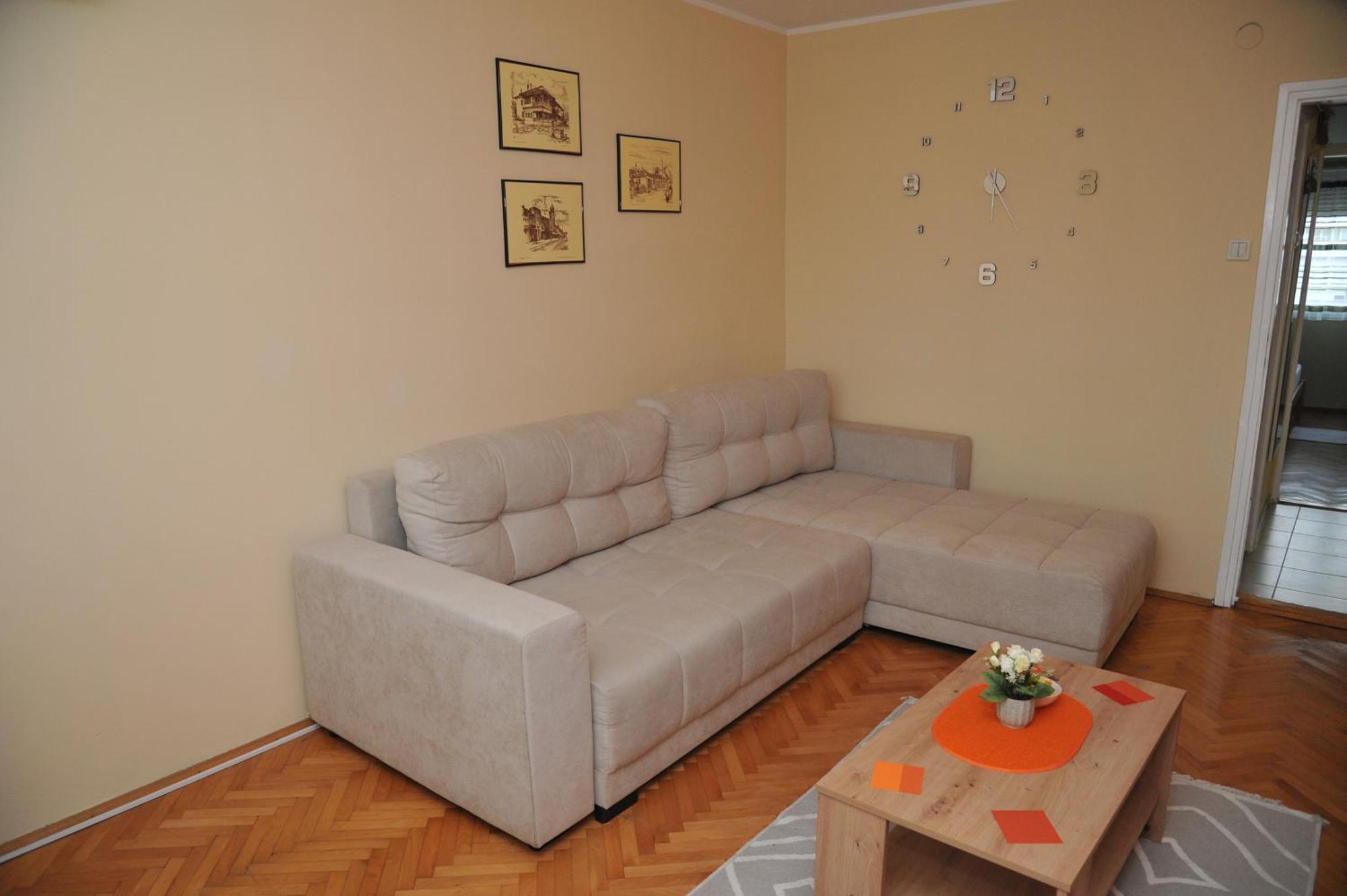Aba Apartman Ni エクステリア 写真