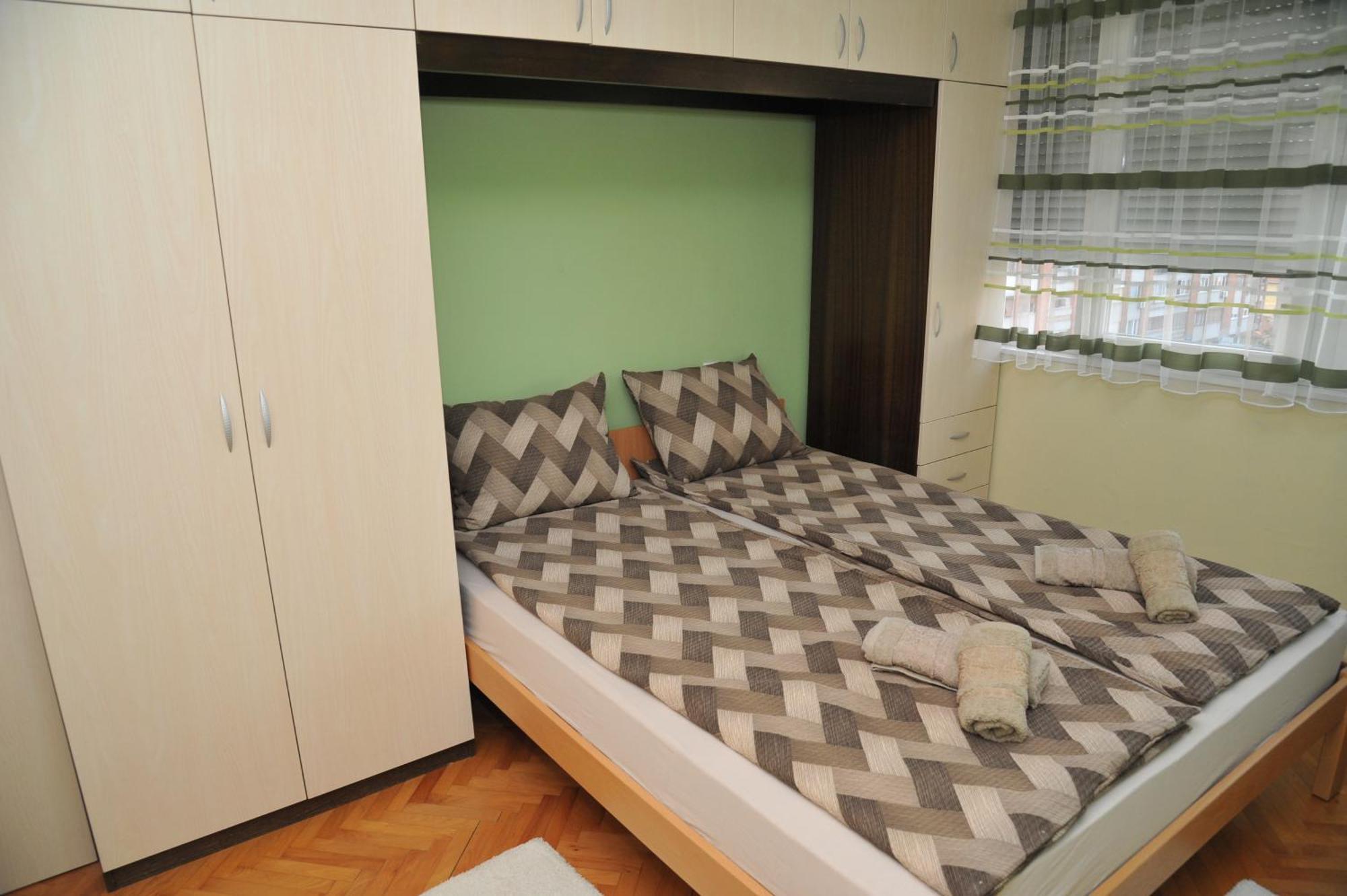 Aba Apartman Ni エクステリア 写真